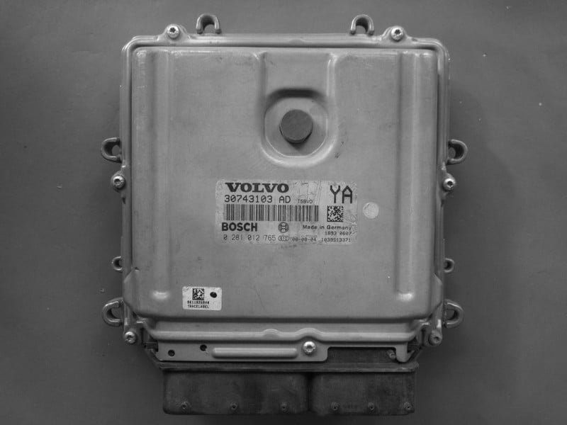 0281012765 archivo ECU original Volvo Bosch